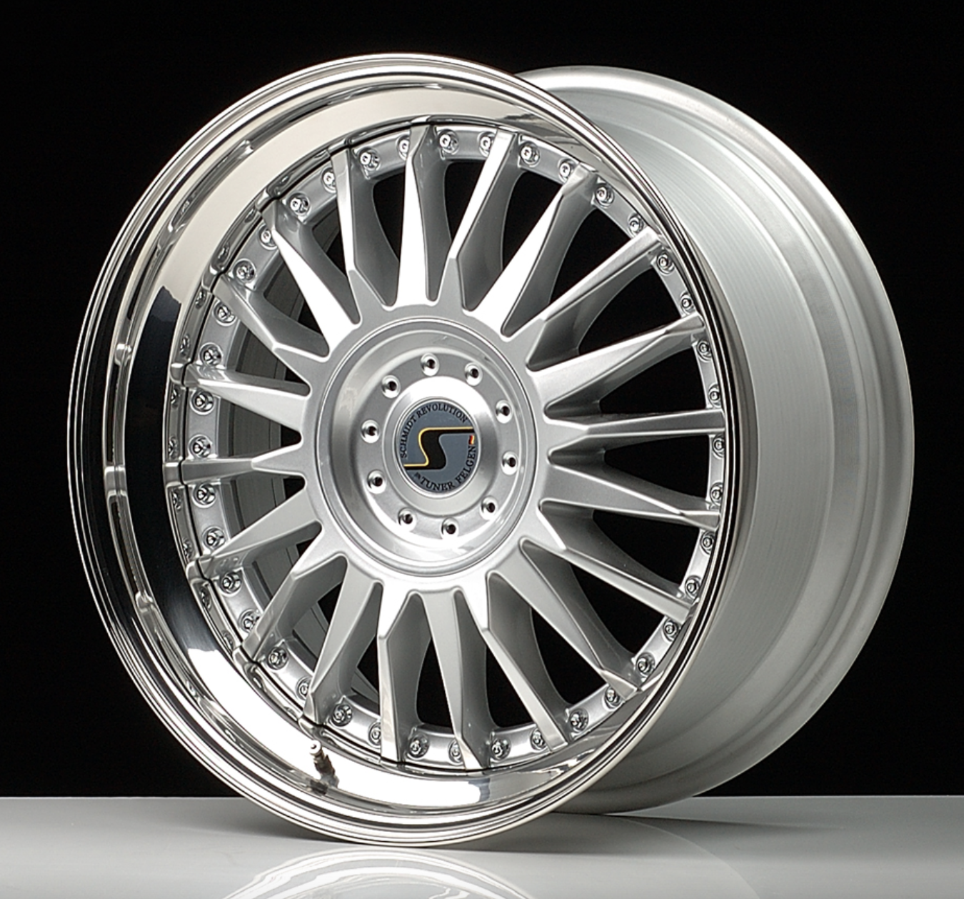Ford Mustang CC-Line Silber